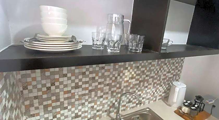 Ma Lourdes Inn- Washington Street