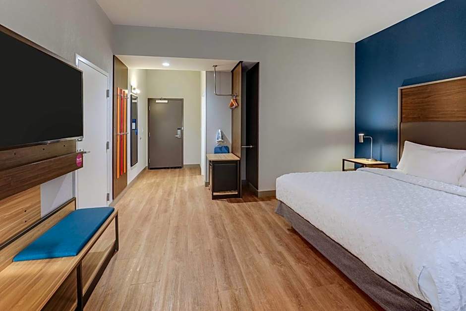 Tru by Hilton Raleigh Garner