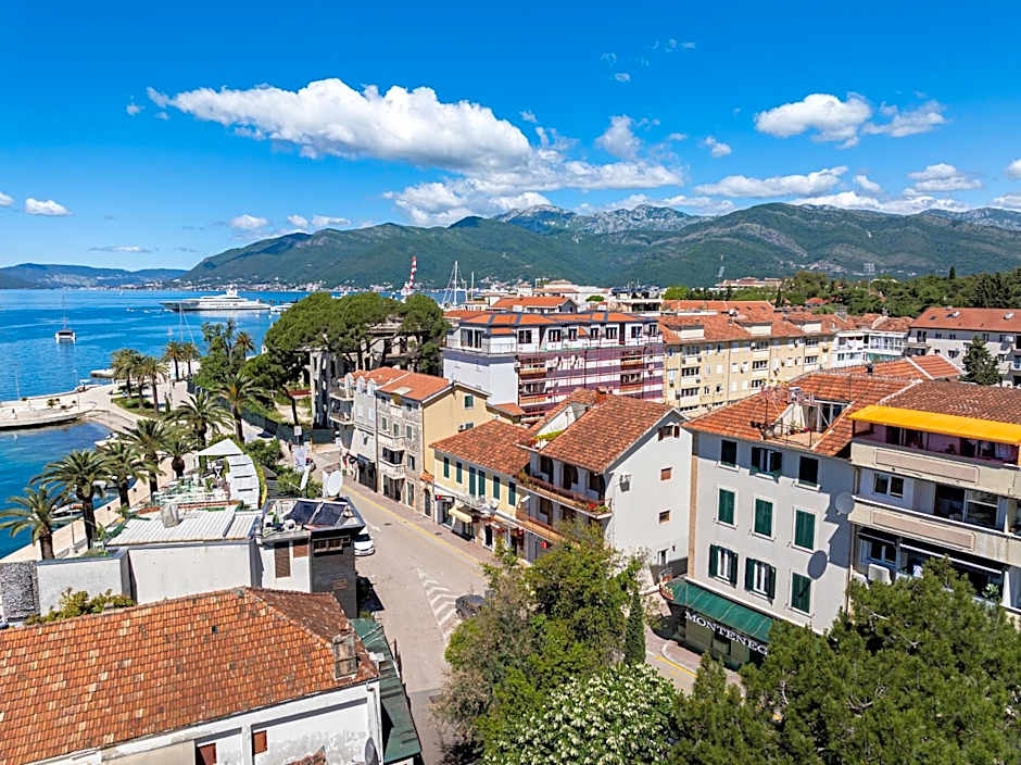 Hotel Montenegrino