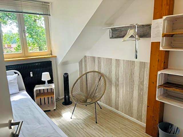 mybrand boardinghouse Volksdorf Self Check-in -free parking