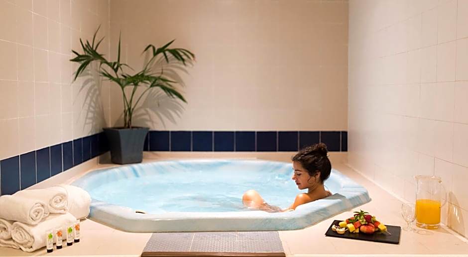 azuLine Hotel Bergantin