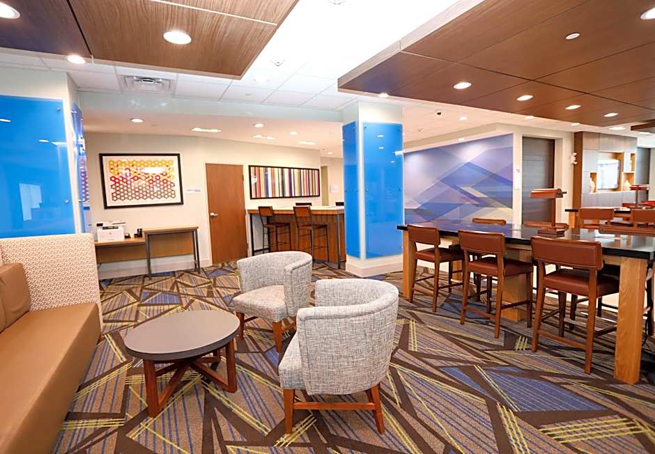 Holiday Inn Express And Suites Forney By IHG