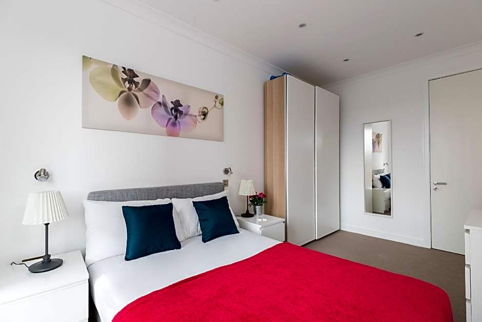 Tower Bridge City Apartments London