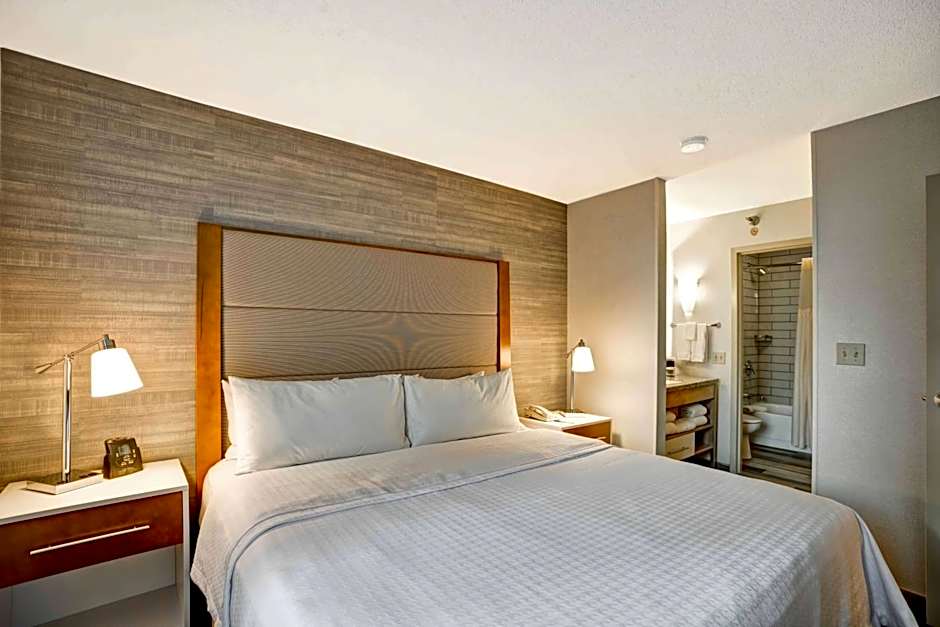 Homewood Suites By Hilton Chicago Downtown