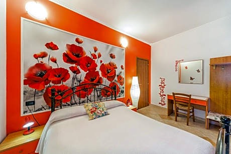 Double Room with External Private Bathroom