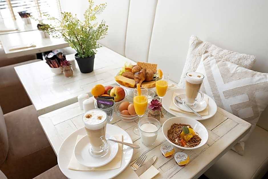 Multatuli Hotel