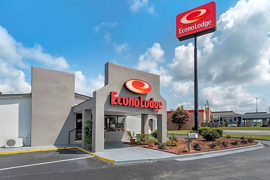 Econo Lodge Oxford near Choccolocco Park