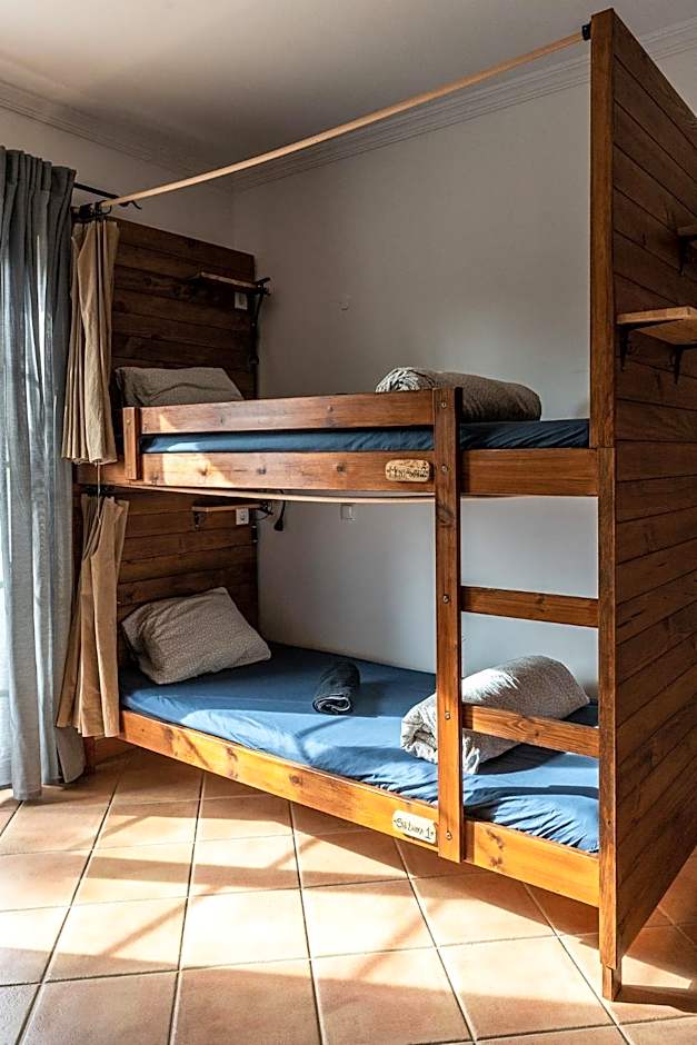 Aldeia Caiçara Surf House