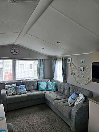 Haven Kent Coast Allhallows sleeps 8