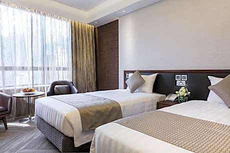 Signature Plus Twin Room