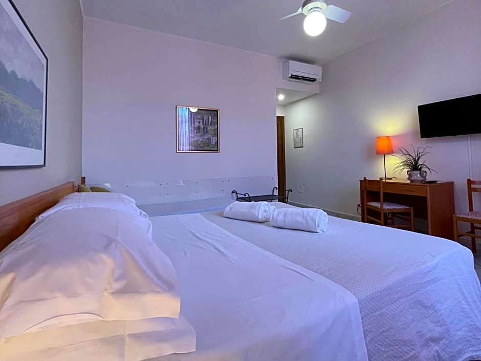 Hotel Leopolda