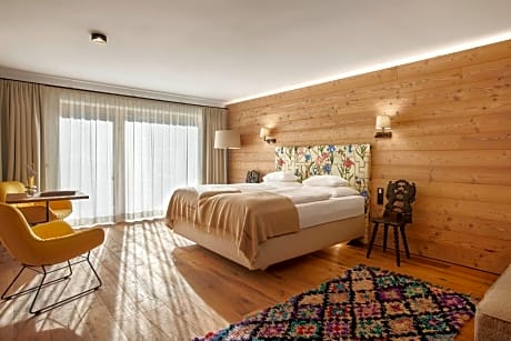 Suite with Garden View