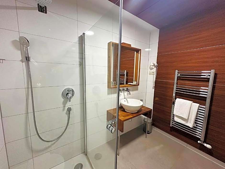 Photo 1 of 4 of Deluxe Suite, Balcony