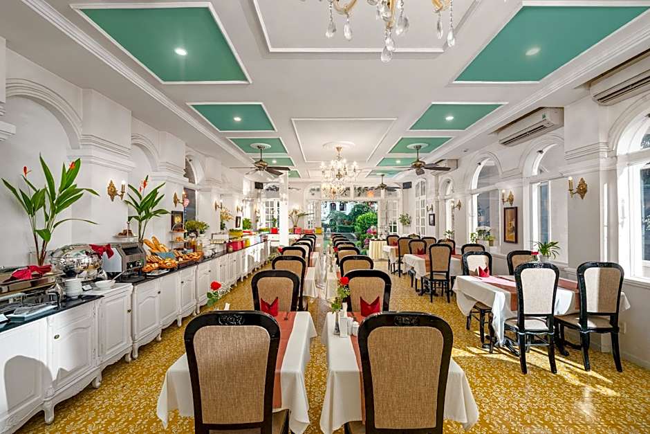 Hoi An Garden Palace Hotel And Spa