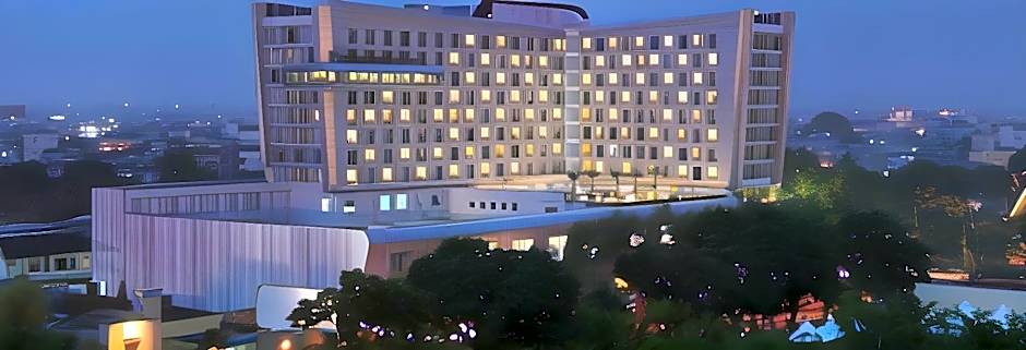 Santika Premiere Dyandra Hotel & Convention - Medan