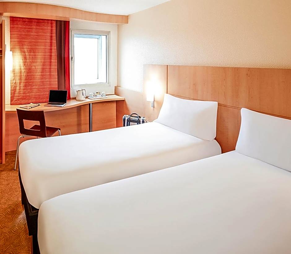 Ibis London Heathrow Airport Hotel