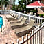 Carlton House Motel and Suites