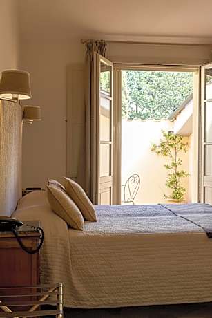 Double or Twin Room with Balcony