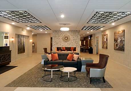 Best Western Plus Bradford Inn