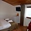 Yakamoz Otel