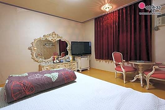 Carlsbed Motel