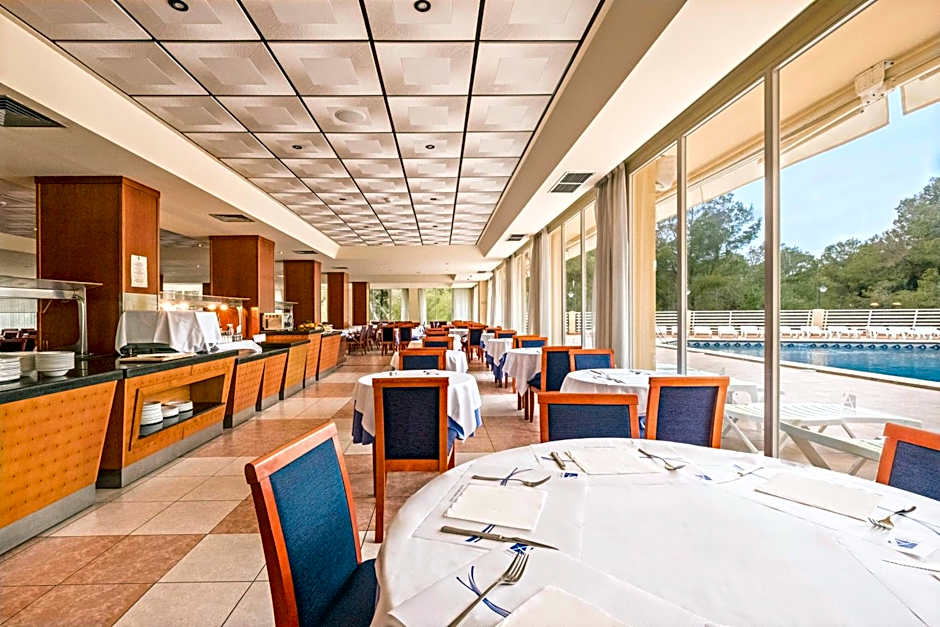 azuLine Hotel Bahamas y Bahamas II