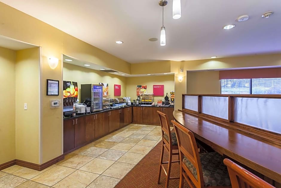 Comfort Suites Lincoln East