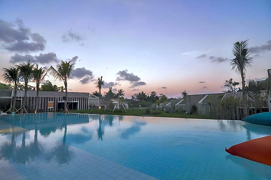 Shore Amora Canggu