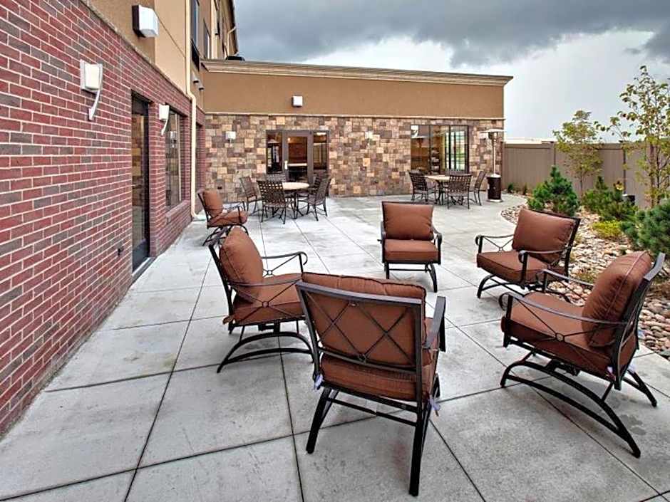 Holiday Inn Express Hotel & Suites Grand Island By IHG