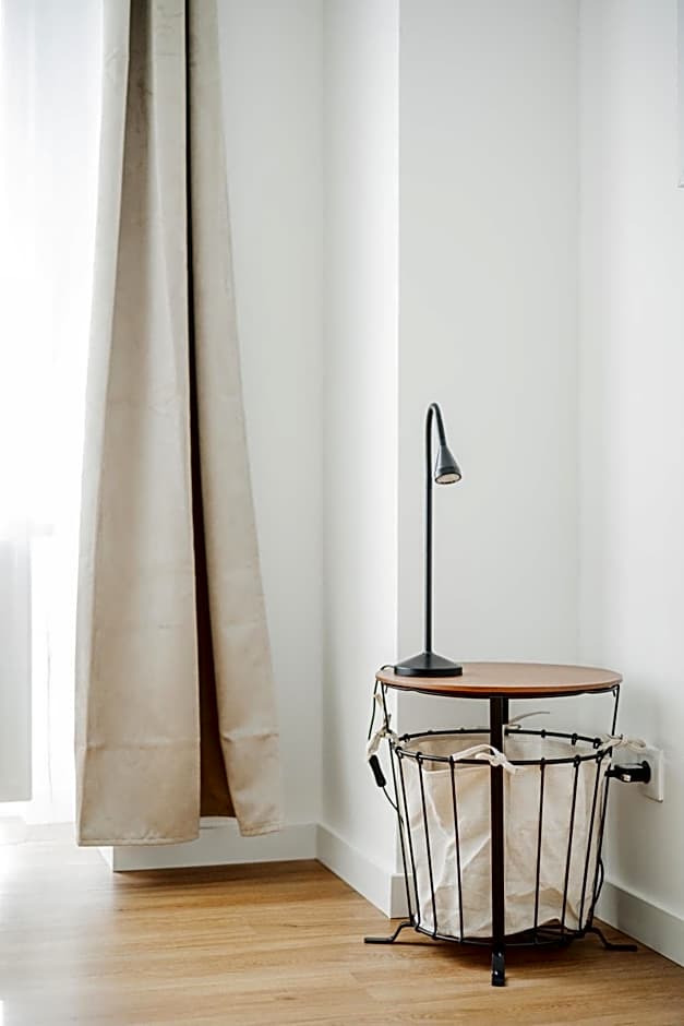 Modern Central City Rooms