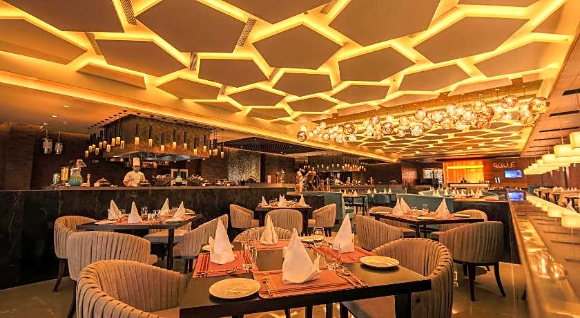 Radisson Blu Towers Kaushambi Delhi NCR