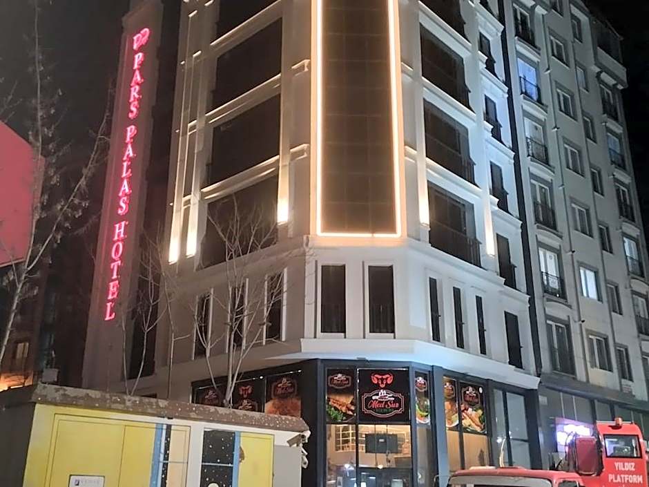 Pars Palas Hotel