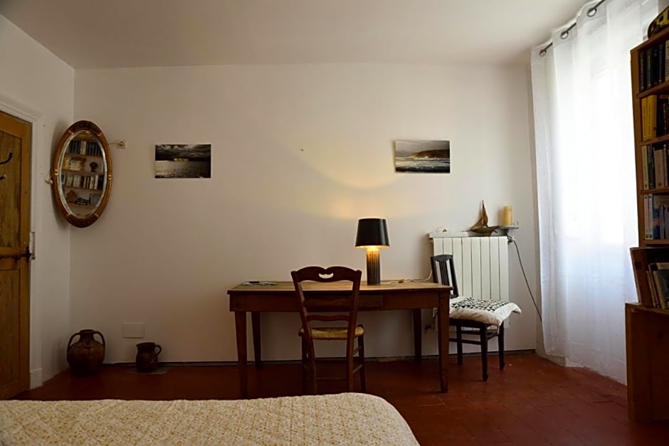 La Chambre Claire – Sigean, NY