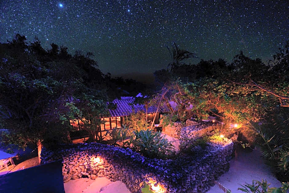 Taketomijima Akaneya