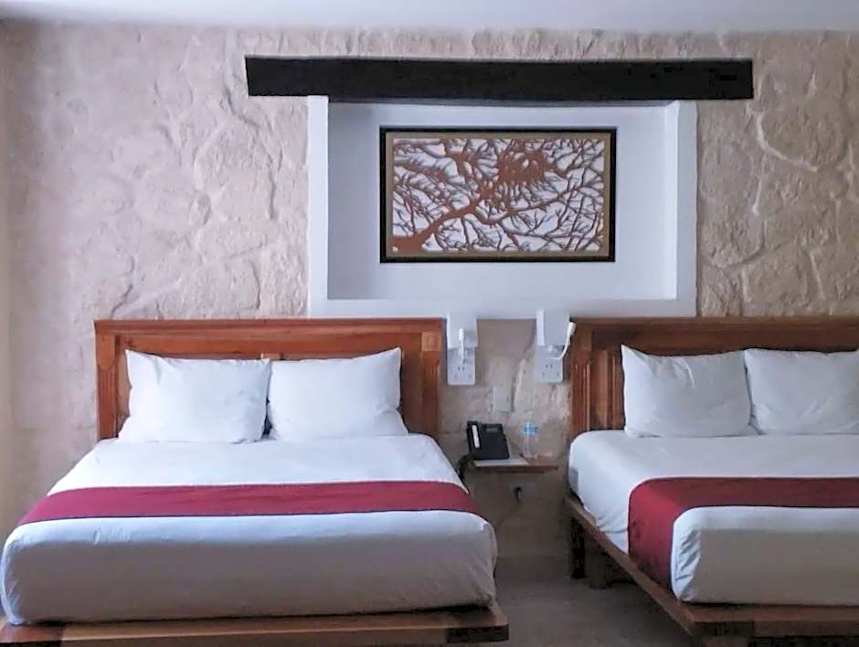 Cancun International Suites