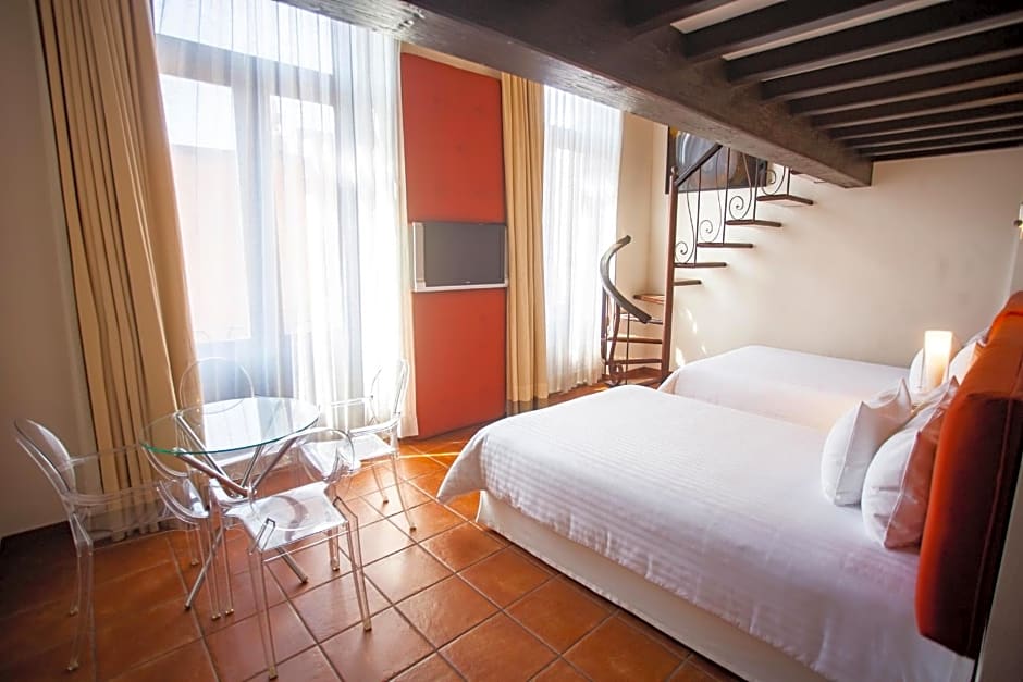 Hotel Herencia By Hosting House