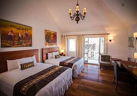 Twin Room with Balcony