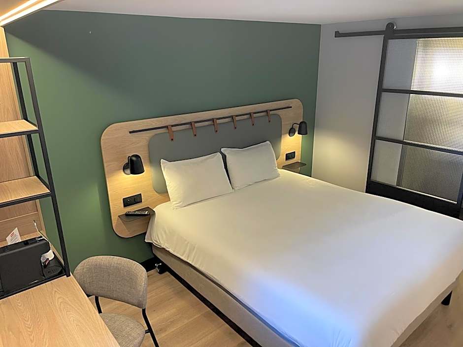 Campanile NATURE - Clermont-Ferrand Nord Riom