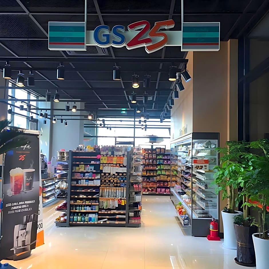 Golden Tulip Ever Yongin Hotel