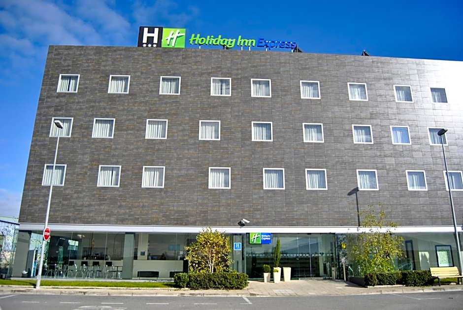 Holiday Inn Express Pamplona By IHG