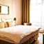 Hotel Golden Key Prague Castle