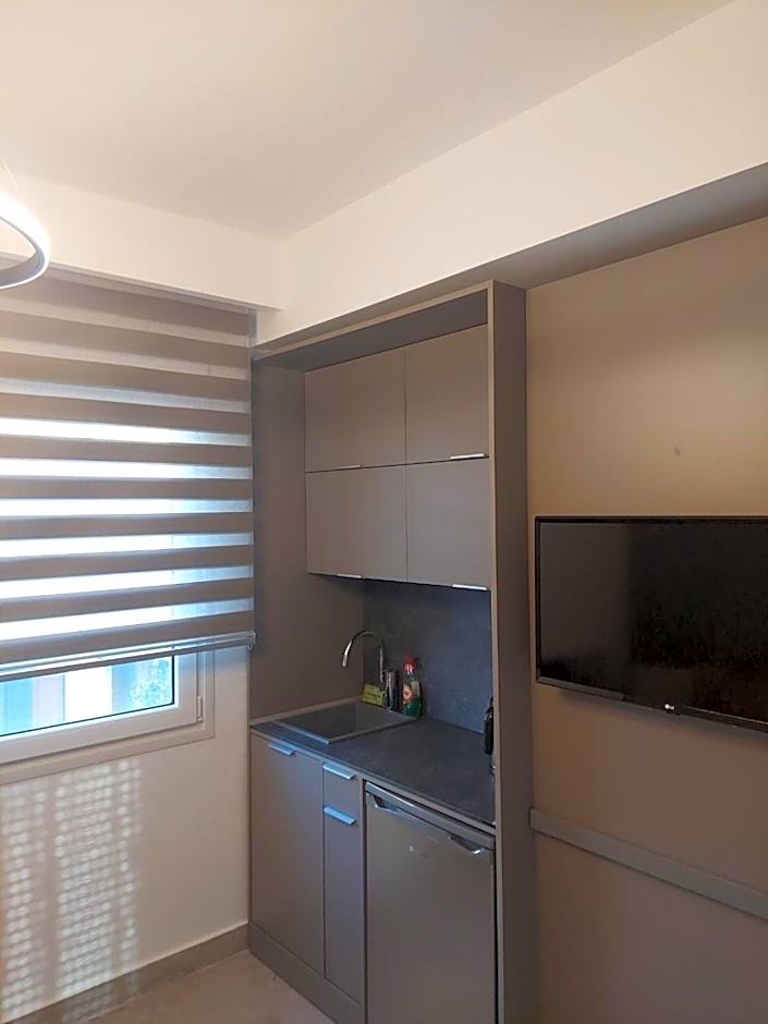 SUN RESIDENCE Exclusive Seaside Suites
