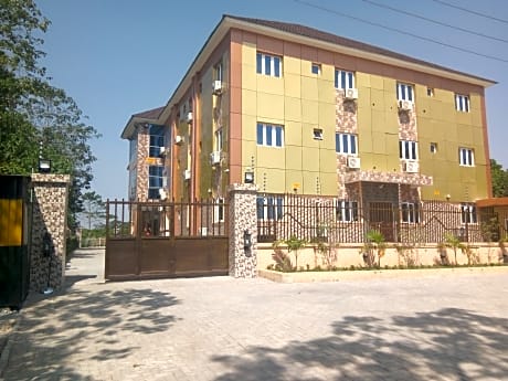 Pameec Luxury Suites