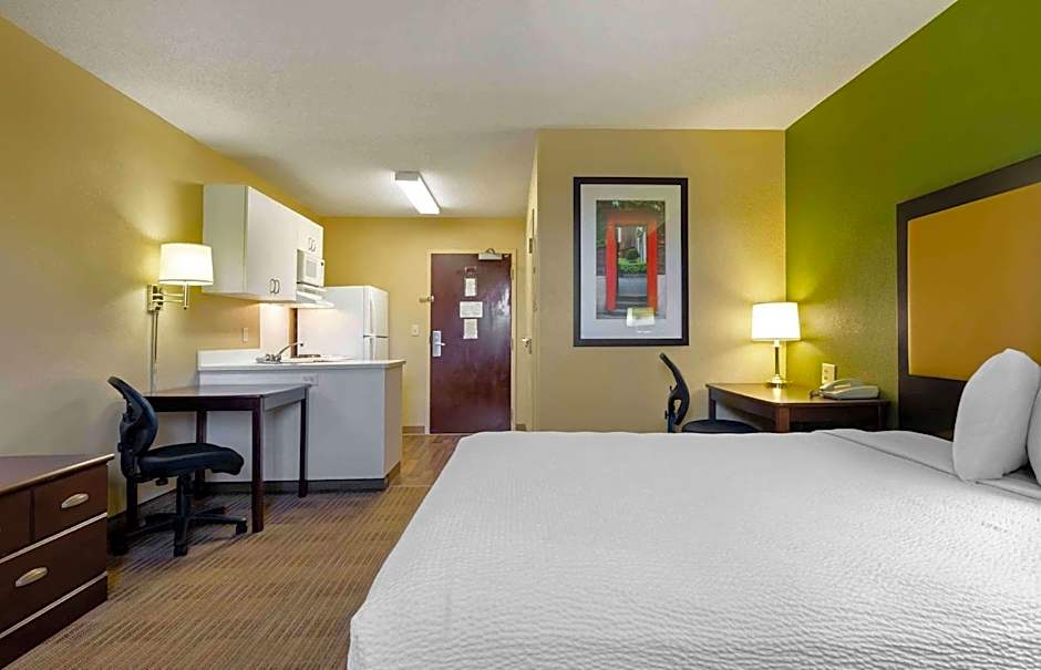 Extended Stay America Suites - Lynchburg - University Blvd.