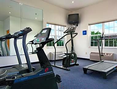 Americas Best Value Inn & Suites Racine