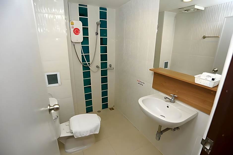 AIRBEST Gemtree Lampang Hotel