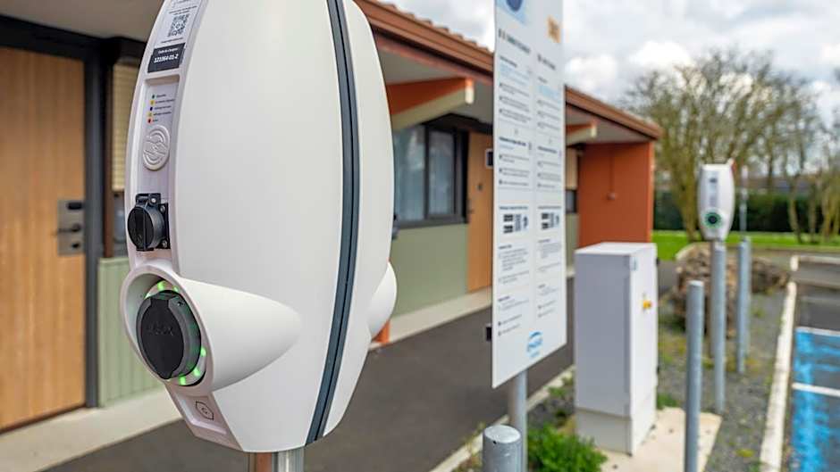 Campanile NATURE - Thionville Yutz