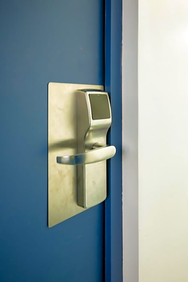 KYRIAD CREIL - Chantilly Nord