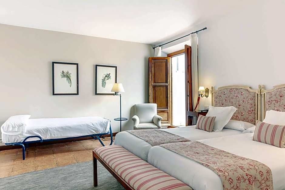 Hotel Puerta de la Luna