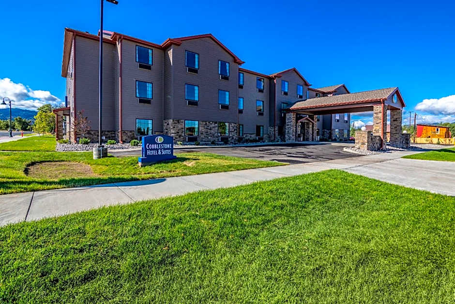 Cobblestone Hotel & Suites - Victor